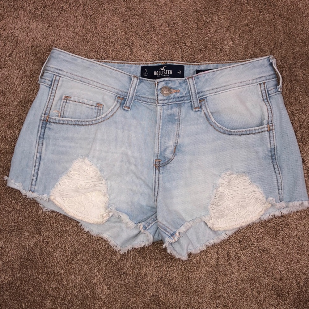 Low-Rise Boyfriend Short